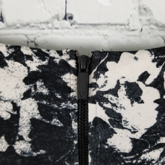 VINCE CAMUTO | boat neck short sleeve career dress - Picture 4 of 6